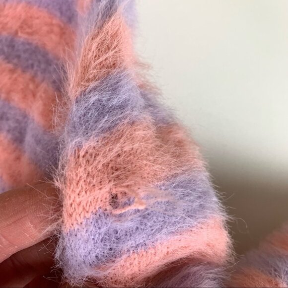 Fashion Nova pink & purple  Striped Cozy Fuzzy Sweater size small - Picture 7 of 8